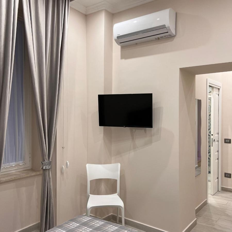 Toledo Regolax Bed & Breakfast เนเปิลส์ ภายนอก รูปภาพ