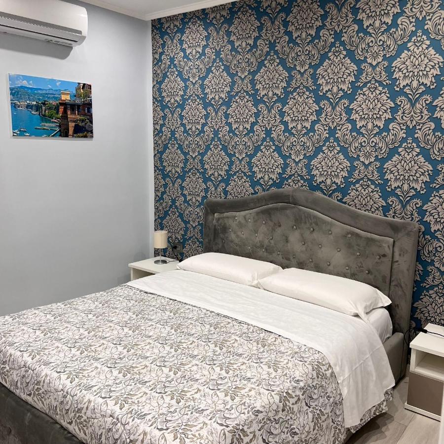 Toledo Regolax Bed & Breakfast เนเปิลส์ ภายนอก รูปภาพ